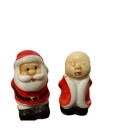 Vintage Ceramic Kissing Mr. & Mrs. Santa Clause Salt & Pepper Shakers, Christmas - Picture 1 of 9